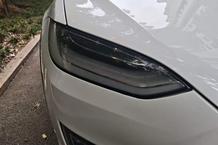 Used Tesla Model X 2020 Long-Range Upgrade Version Right Front Headlight