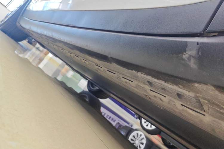 Used Tesla Model X 2020 Long-Range Upgrade Version Right Side Sill