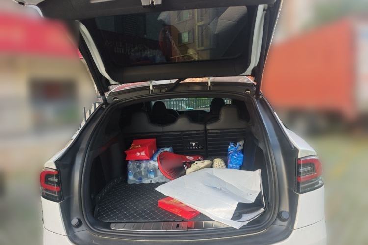 Used Tesla Model X 2020 Long-Range Upgrade Version Trunk