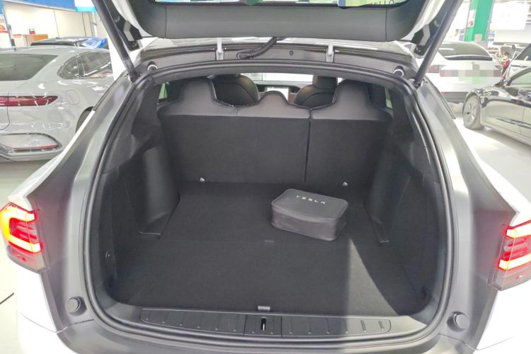 Used Tesla Model X 2020 Long-Range Upgrade Version Trunk