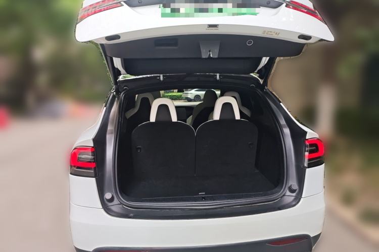 Used Tesla Model X 2020 Long-Range Upgrade Version Trunk