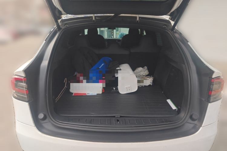 Used Tesla Model X 2020 Long-Range Upgrade Version Trunk