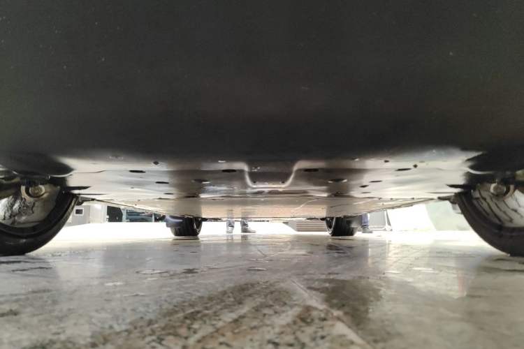 Used Tesla Model X 2023 Dual-Motor All-Wheel-Drive Version Chassis Rear