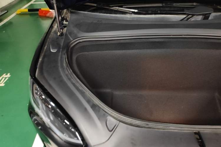 Used Tesla Model X 2023 Dual-Motor All-Wheel-Drive Version Engine Bay Right