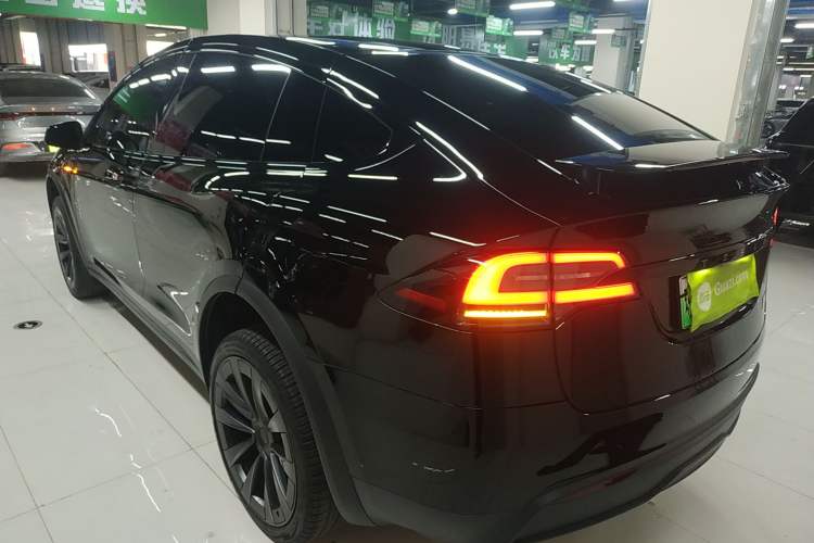 Used Tesla Model X 2023 Three-Motor All-Wheel-Drive Plaid Version Exterior 2