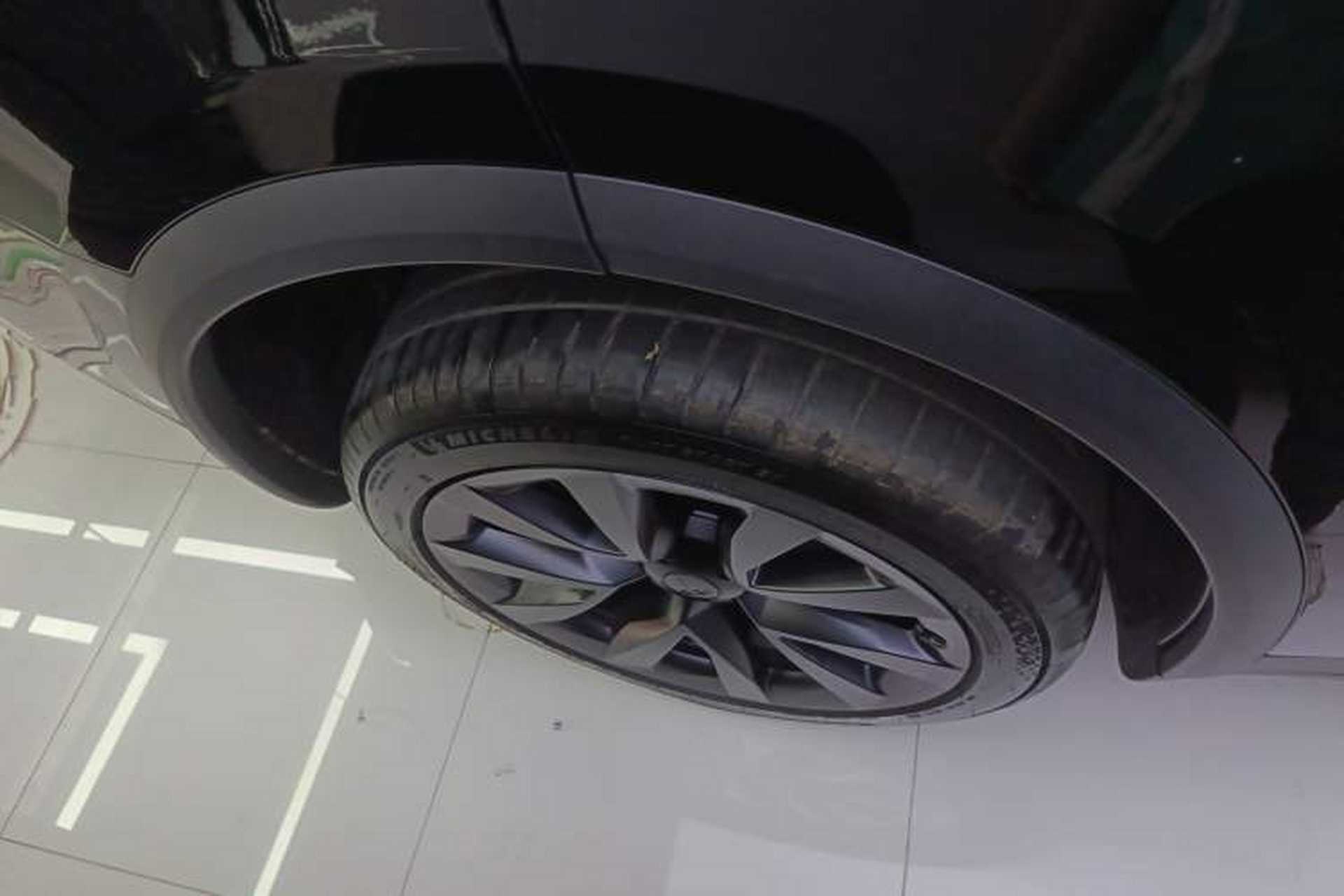 Used Tesla Model X 2023 Dual-Motor All-Wheel-Drive Version Exterior 3