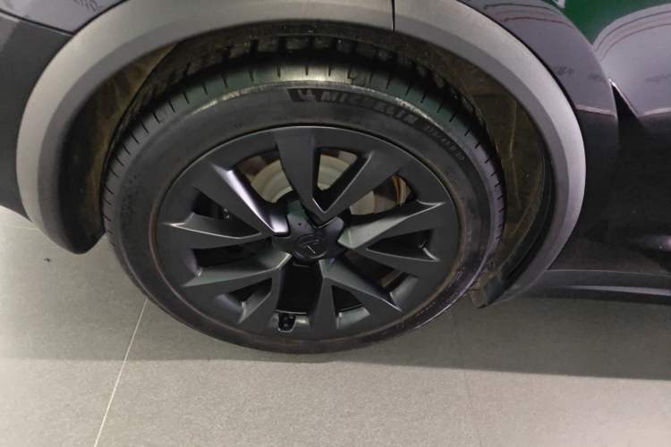 Used Tesla Model X 2023 Dual-Motor All-Wheel-Drive Version Exterior 5
