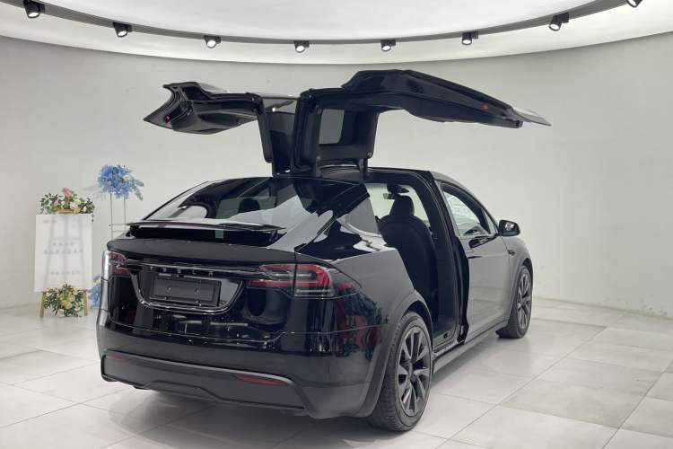 Used Tesla Model X 2023 Dual-Motor All-Wheel-Drive Version Exterior 6