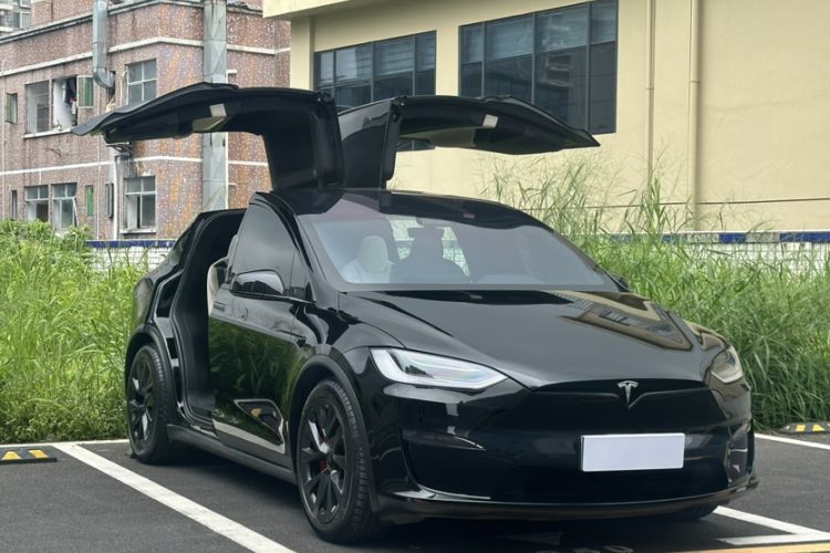 Used Tesla Model X 2023 Three-Motor All-Wheel-Drive Plaid Version Exterior 7
