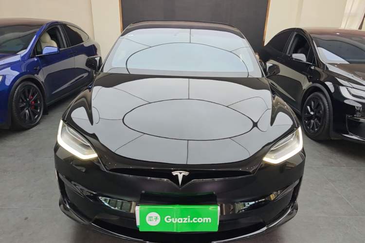 Used Tesla Model X 2023 Dual-Motor All-Wheel-Drive Version Front