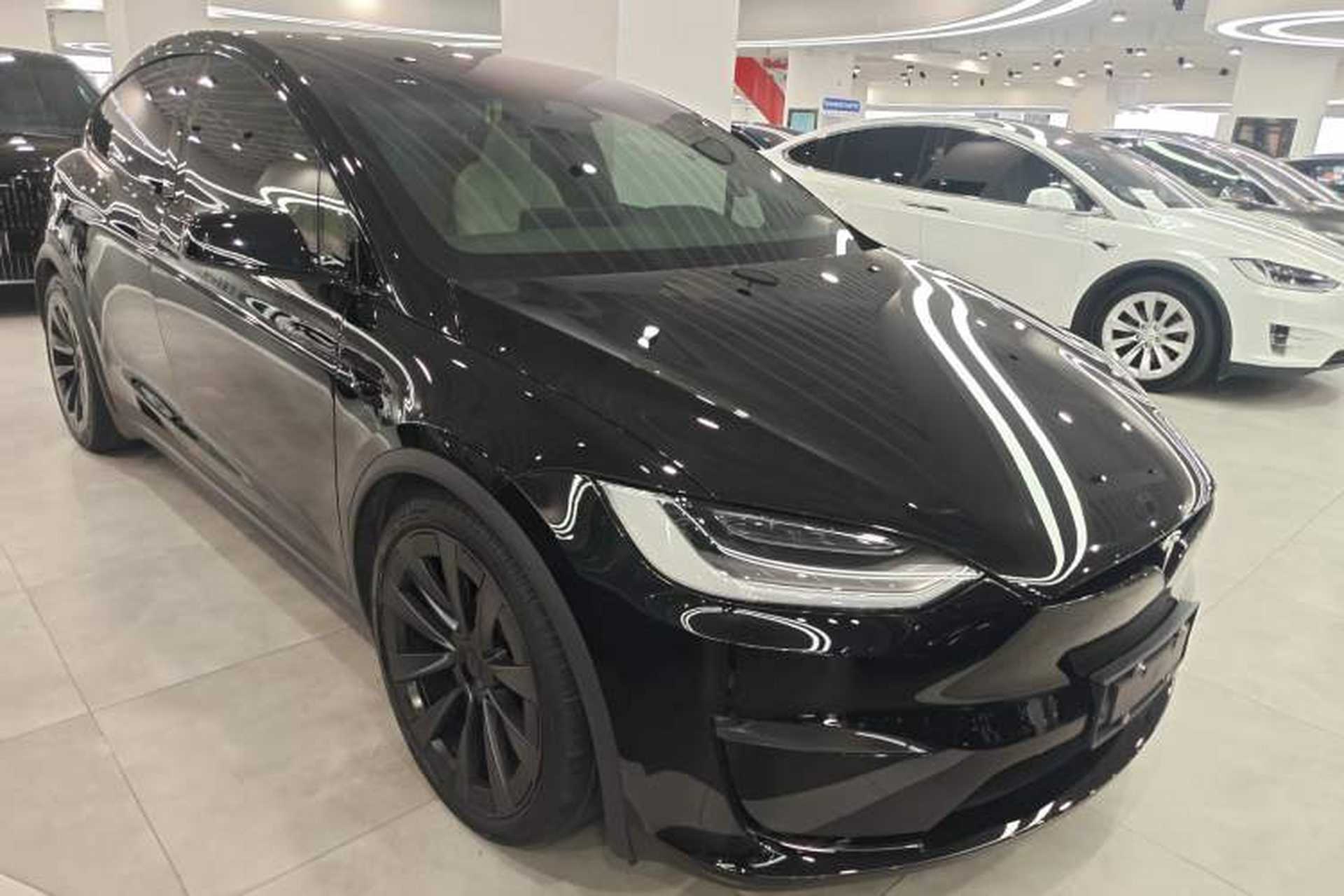 Used Tesla Model X 2023 Dual-Motor All-Wheel-Drive Version Front Right 45 Deg