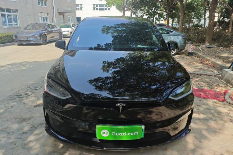 Used Tesla Model X 2023 Dual-Motor All-Wheel-Drive Version Front