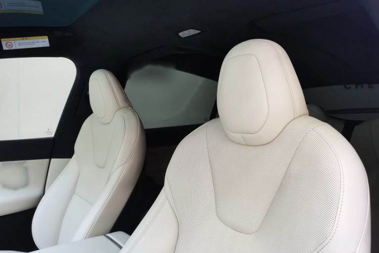 Used Tesla Model X 2023 Dual-Motor All-Wheel-Drive Version Interior 2