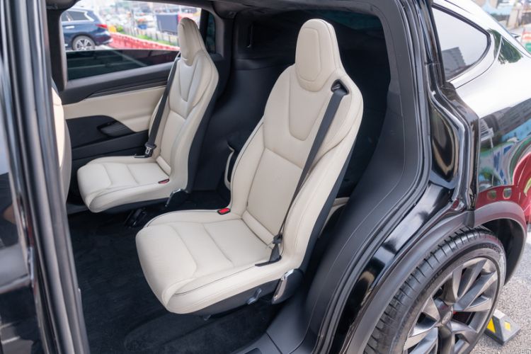Used Tesla Model X 2023 Three-Motor All-Wheel-Drive Plaid Version Interior 3