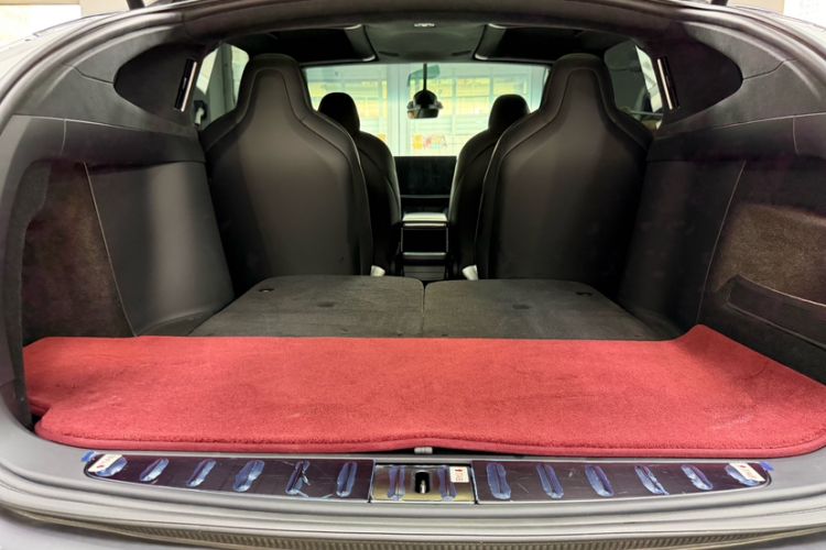 Used Tesla Model X 2023 Dual-Motor All-Wheel-Drive Version Interior 6