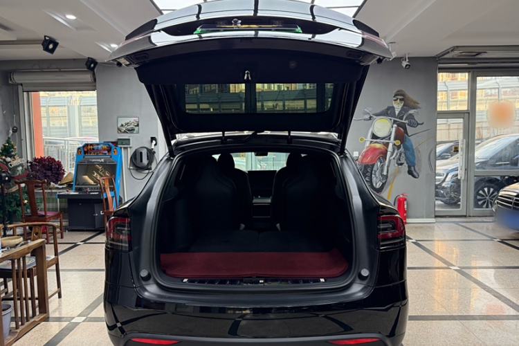 Used Tesla Model X 2023 Dual-Motor All-Wheel-Drive Version Interior 7