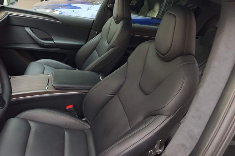 Used Tesla Model X 2023 Dual-Motor All-Wheel-Drive Version Left Front Seat
