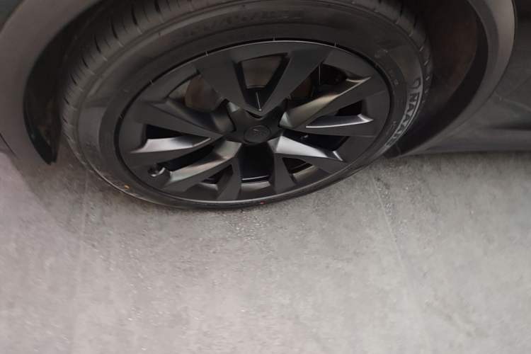 Used Tesla Model X 2023 Dual-Motor All-Wheel-Drive Version Left Front Wheel Hub