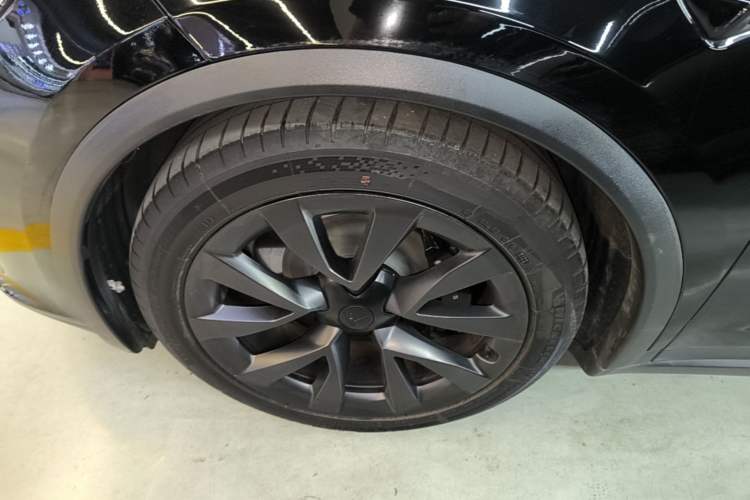 Used Tesla Model X 2023 Dual-Motor All-Wheel-Drive Version Left Front Wheel Hub