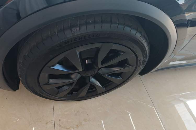 Used Tesla Model X 2023 Dual-Motor All-Wheel-Drive Version Left Front Wheel Hub
