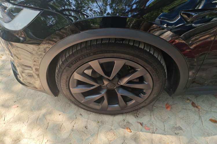 Used Tesla Model X 2023 Dual-Motor All-Wheel-Drive Version Left Front Wheel Hub