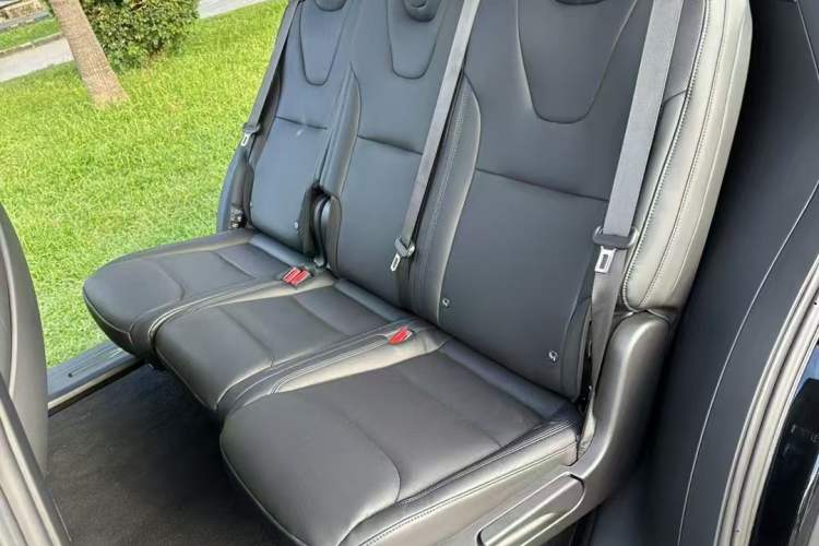Used Tesla Model X 2023 Dual-Motor All-Wheel-Drive Version Left Rear Seat