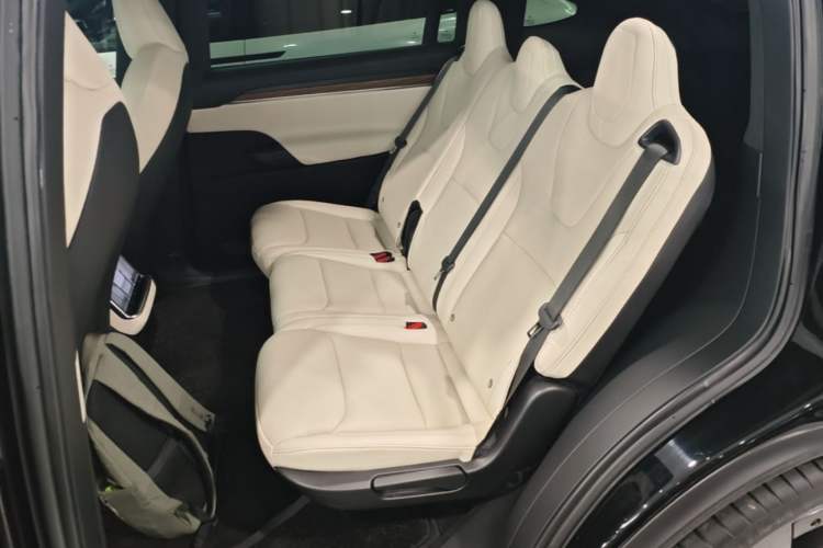 Used Tesla Model X 2023 Dual-Motor All-Wheel-Drive Version Left Rear Seat