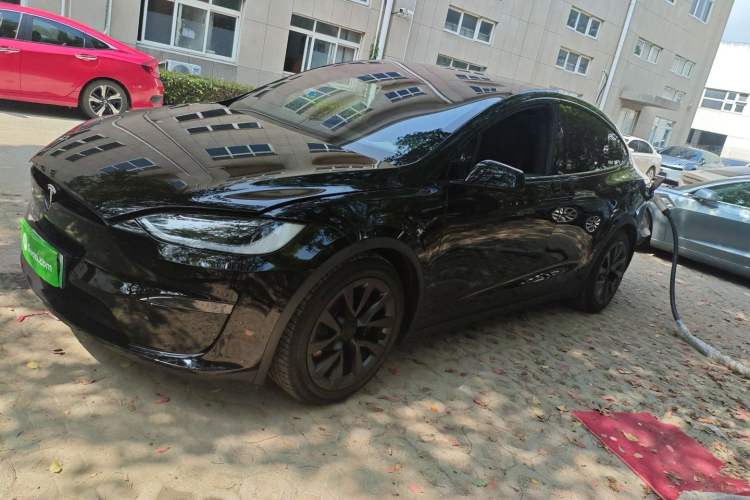 Used Tesla Model X 2023 Dual-Motor All-Wheel-Drive Version Left Side