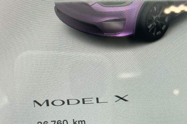 Used Tesla Model X 2023 Dual-Motor All-Wheel-Drive Version Odometer Close Up