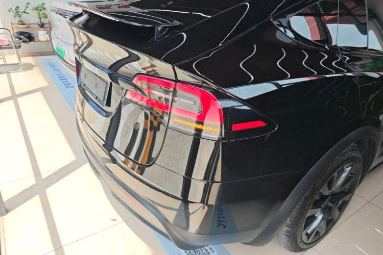 Used Tesla Model X 2023 Dual-Motor All-Wheel-Drive Version Right Rear Taillight
