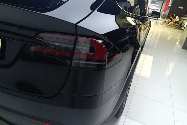 Used Tesla Model X 2023 Dual-Motor All-Wheel-Drive Version Right Rear Taillight