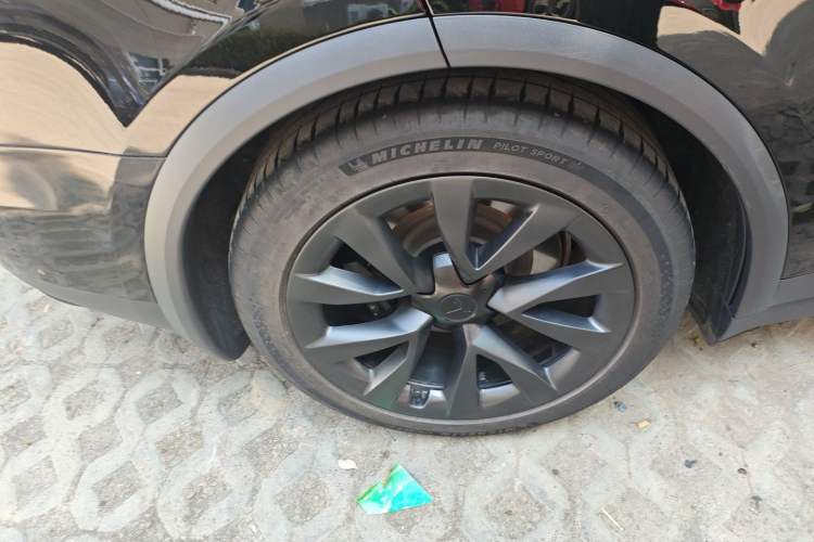 Used Tesla Model X 2023 Dual-Motor All-Wheel-Drive Version Right Rear Wheel Hub
