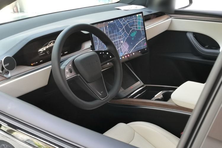 Used Tesla Model X 2023 Dual-Motor All-Wheel-Drive Version Steering Wheel