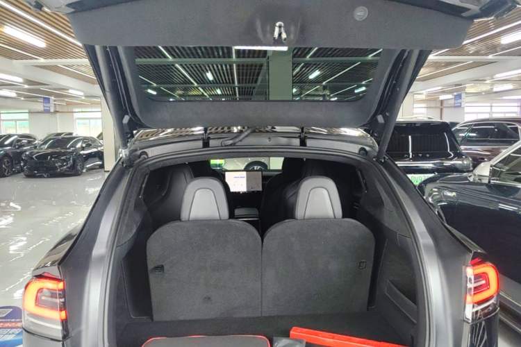 Used Tesla Model X 2023 Three-Motor All-Wheel-Drive Plaid Version Trunk