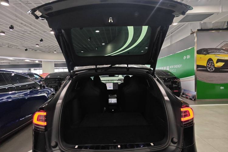 Used Tesla Model X 2023 Dual-Motor All-Wheel-Drive Version Trunk