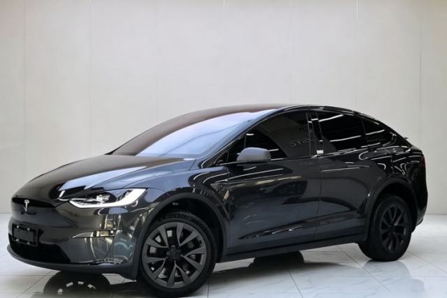 Used Tesla Model X 2023 Dual-Motor All-Wheel-Drive Version