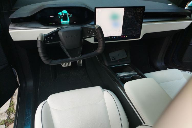 Used Tesla Model X 2023 Three-Motor All-Wheel-Drive Plaid Version Center Console