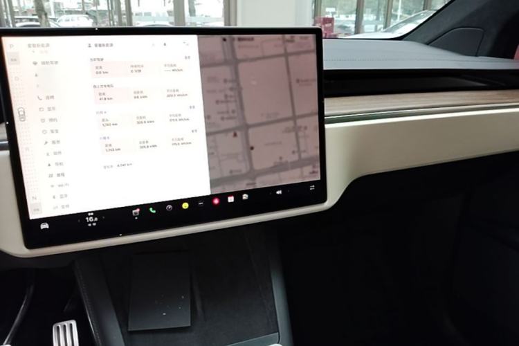 Used Tesla Model X 2023 Dual-Motor All-Wheel-Drive Version Center Console