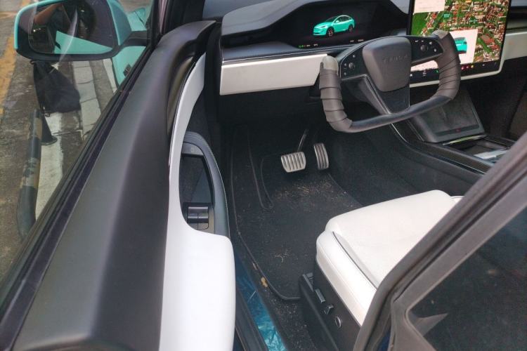 Used Tesla Model X 2023 Three-Motor All-Wheel-Drive Plaid Version Driver Seat