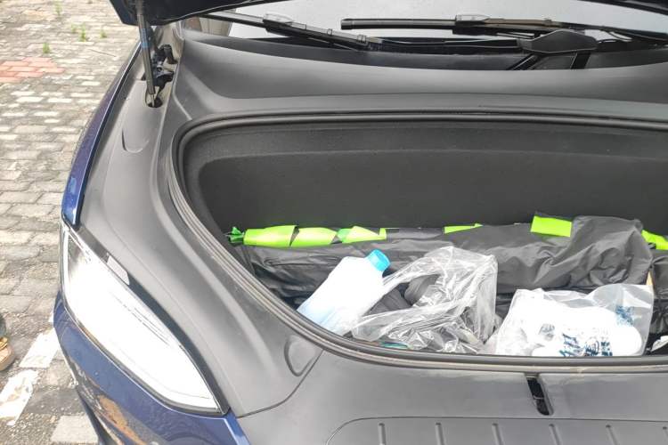 Used Tesla Model X 2023 Three-Motor All-Wheel-Drive Plaid Version Engine Bay Right