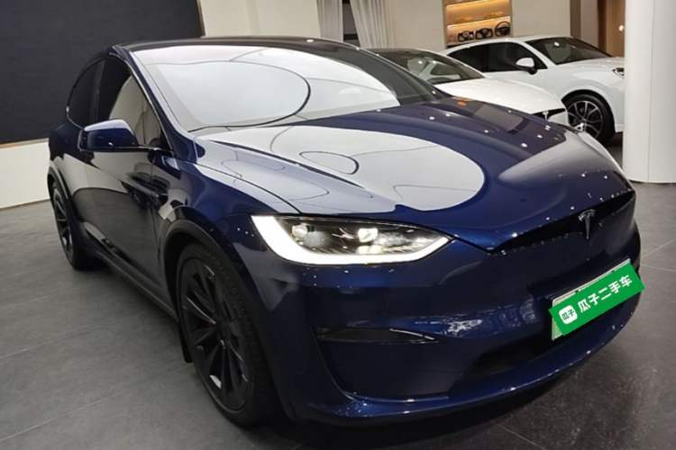Used Tesla Model X 2023 Dual-Motor All-Wheel-Drive Version Front Right 45 Deg