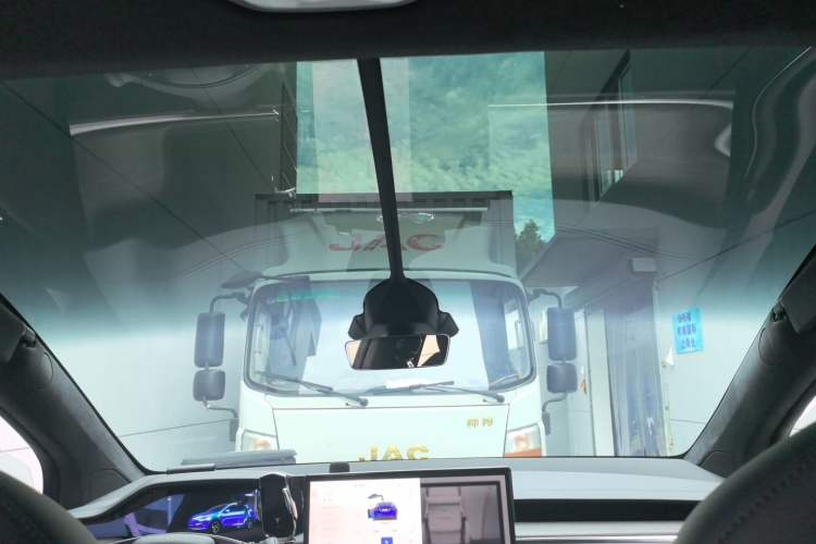 Used Tesla Model X 2023 Dual-Motor All-Wheel-Drive Version Headliner