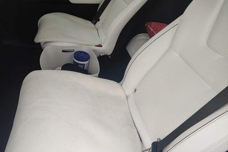 Used Tesla Model X 2023 Three-Motor All-Wheel-Drive Plaid Version Left Rear Seat