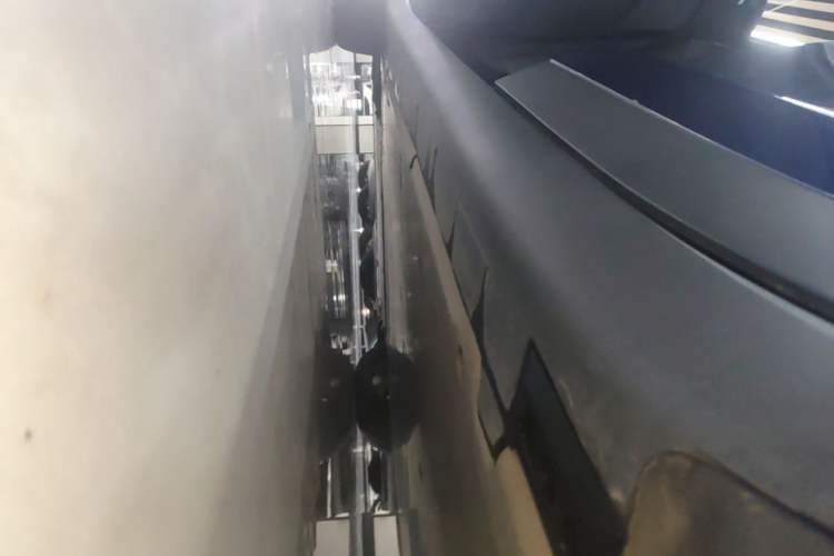 Used Tesla Model X 2023 Dual-Motor All-Wheel-Drive Version Left Side Sill