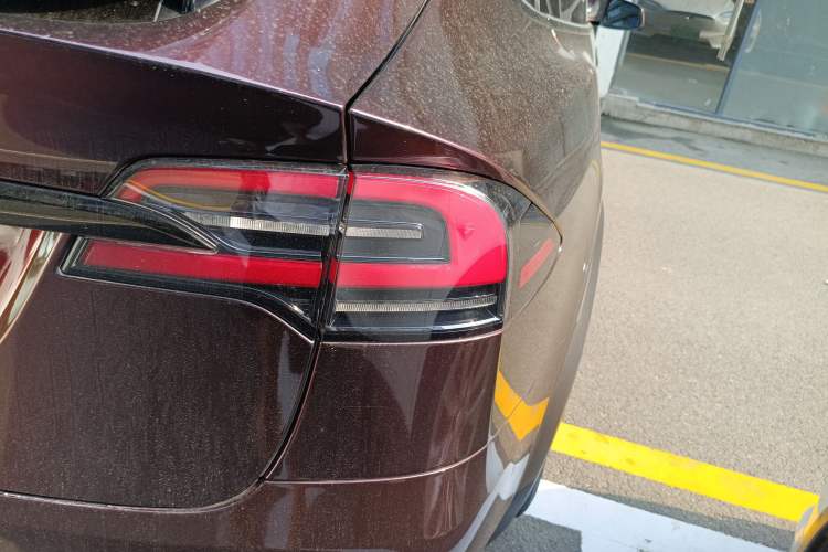 Used Tesla Model X 2023 Dual-Motor All-Wheel-Drive Version Exterior 3