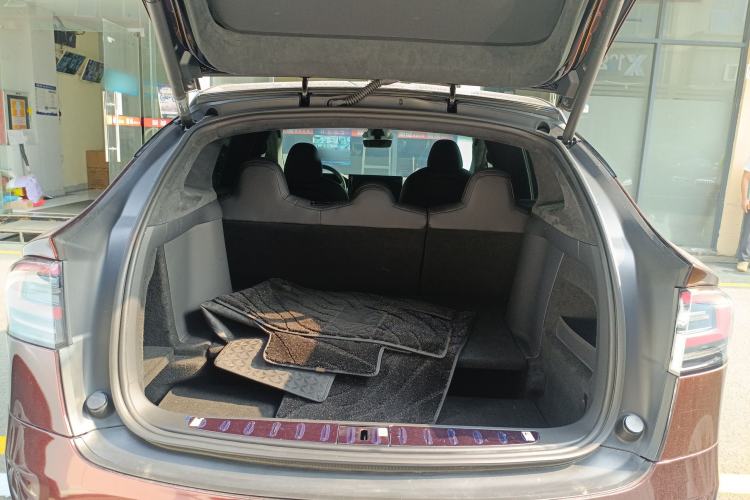 Used Tesla Model X 2023 Dual-Motor All-Wheel-Drive Version Trunk