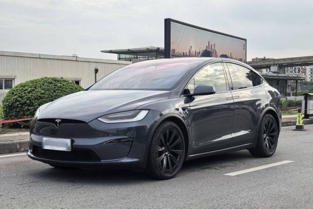 Used Tesla Model X 2023 Dual-Motor All-Wheel-Drive Version