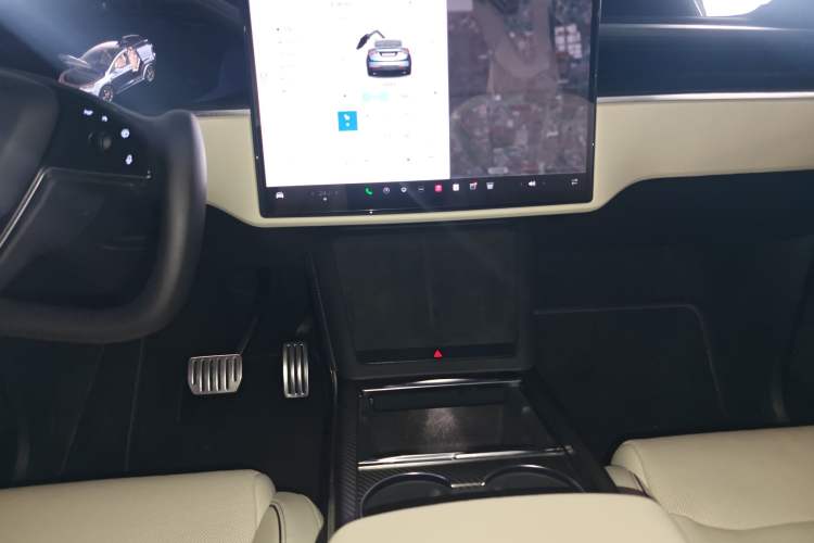 Used Tesla Model X 2023 Three-Motor All-Wheel-Drive Plaid Version Audio And AC Panel