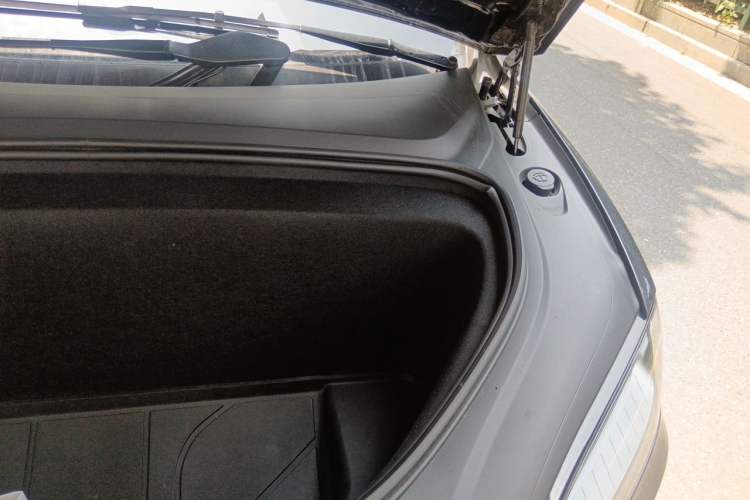 Used Tesla Model X 2023 Dual-Motor All-Wheel-Drive Version Engine Bay Left