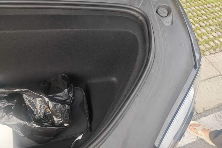 Used Tesla Model X 2023 Dual-Motor All-Wheel-Drive Version Engine Bay Left